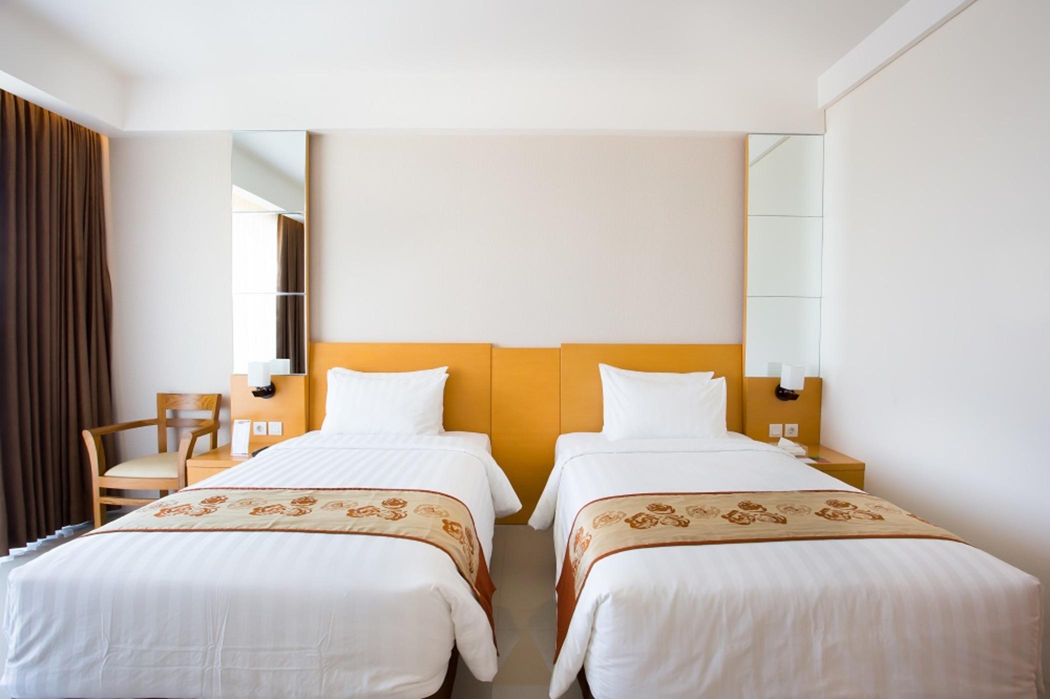 Golden Palace Hotel Lombok Mataram Exterior photo