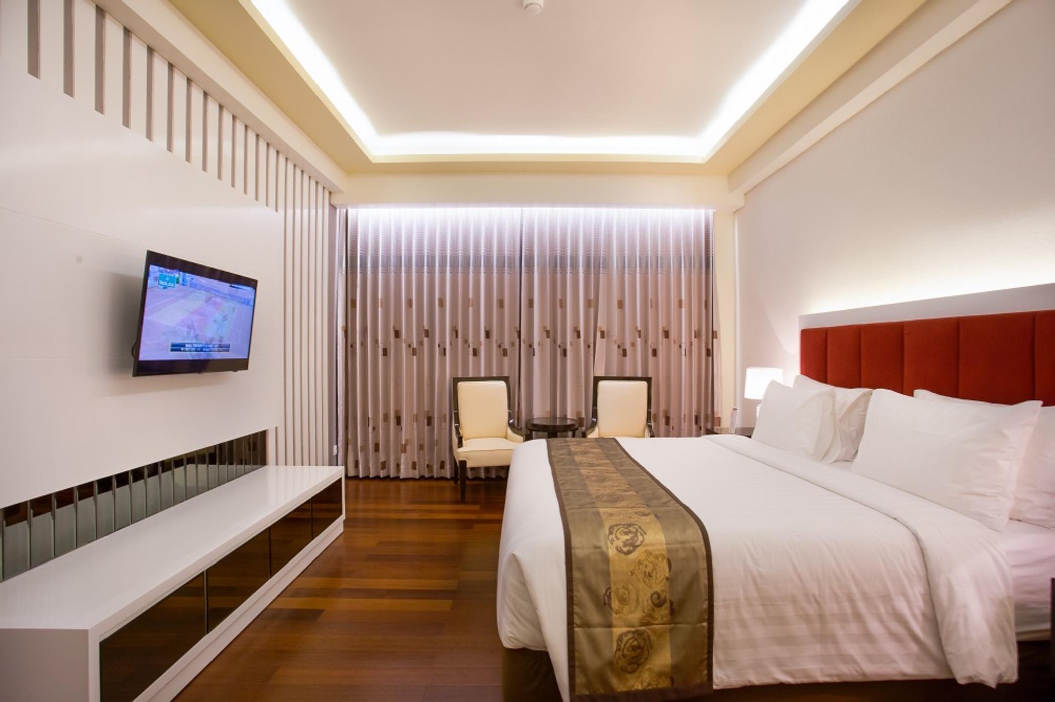 Golden Palace Hotel Lombok Mataram Exterior photo